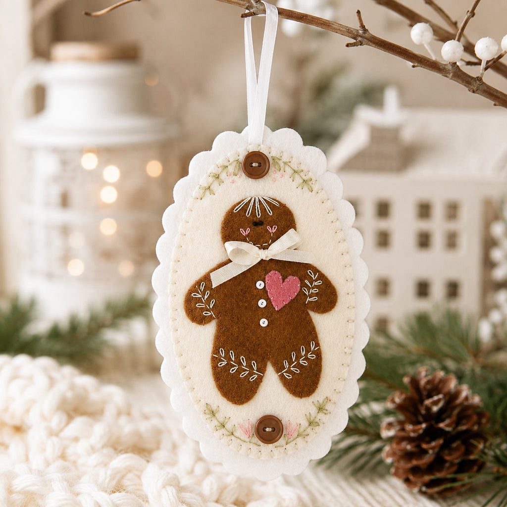 Personalized Gingerbread Felt Ornament, Handmade Christmas Tree Decoration, Holiday Keepsake, Cute Gingerbread Gift, Baby Christmas Ornament Gift NHFOR06