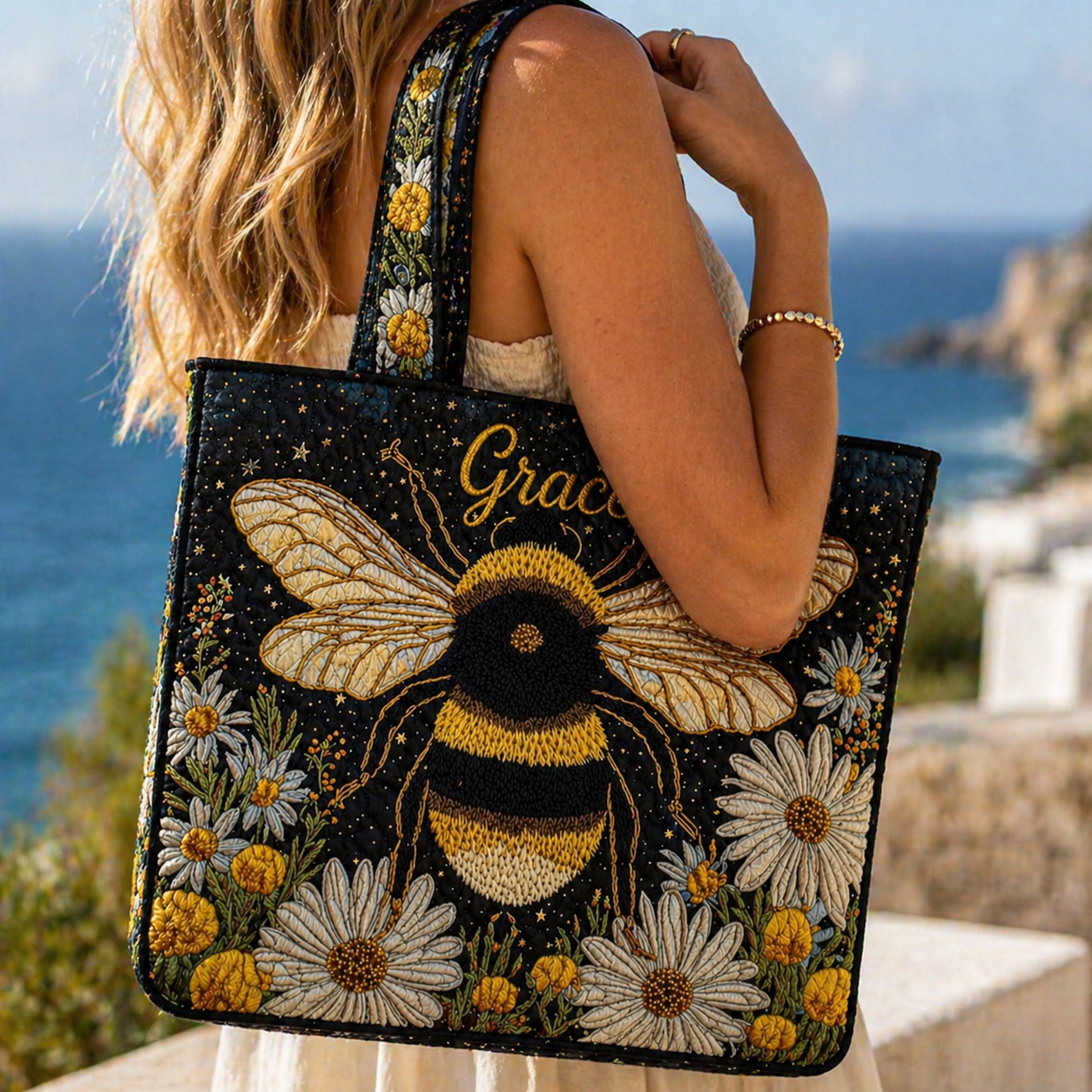Personalized Bee Quilted Tote Bag, Vintage Bee Quilted Tote Bag, Fabric Quilted Bag QTOTE02